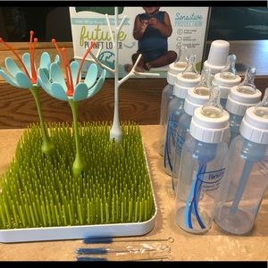 Boon bottle drying set and Dr Brown bottles (8 oz)